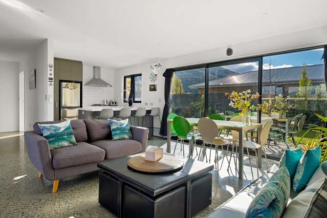 6 Hewson Crescent Lake Hawea_3