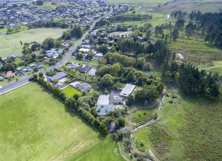 144 Awaroa Road Helensville_9