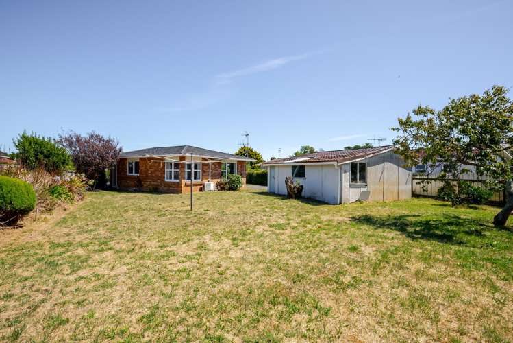41 Toru Road Paraparaumu Beach_17