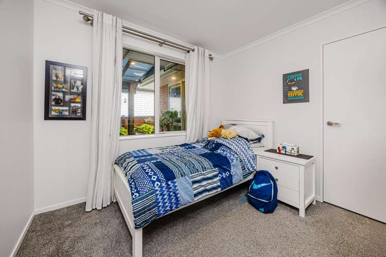 31 Black Beech Crescent Takanini_9