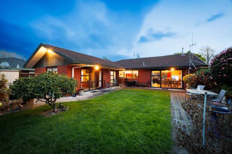 135 Amberley Avenue Highbury_21