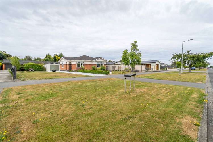 153 Chelmsford Street Windsor_16