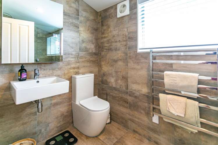 407 Onemana Drive Onemana_23