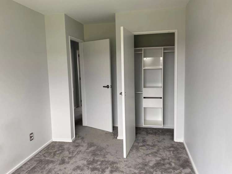 52 Bordeaux Parade Te Atatu South_11