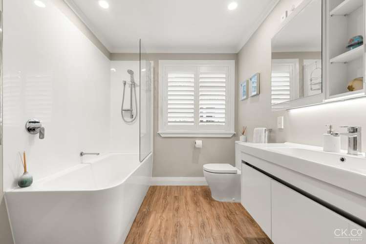 39 Cudby Street Woburn_14