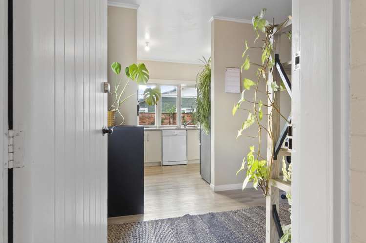 9a Saint Olpherts Avenue Hamilton East_5