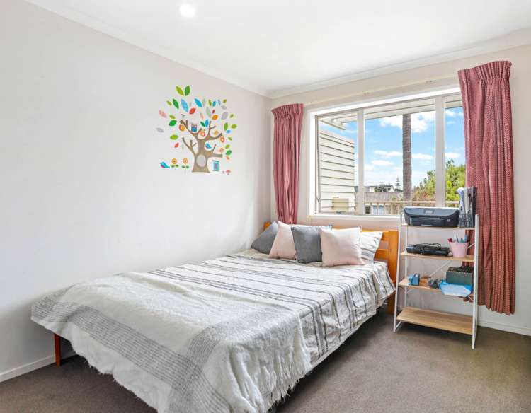 24M Mount Smart Road Royal Oak_7