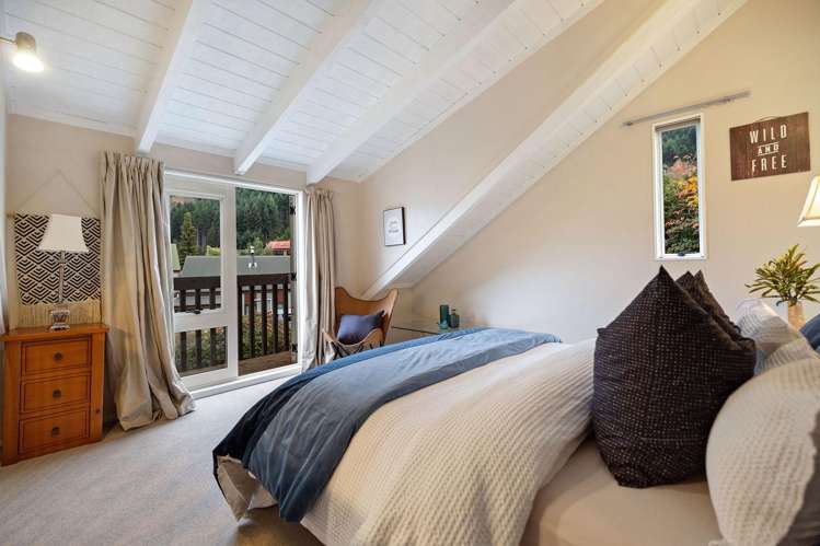 257 Fernhill Road Fernhill/Sunshine Bay_9