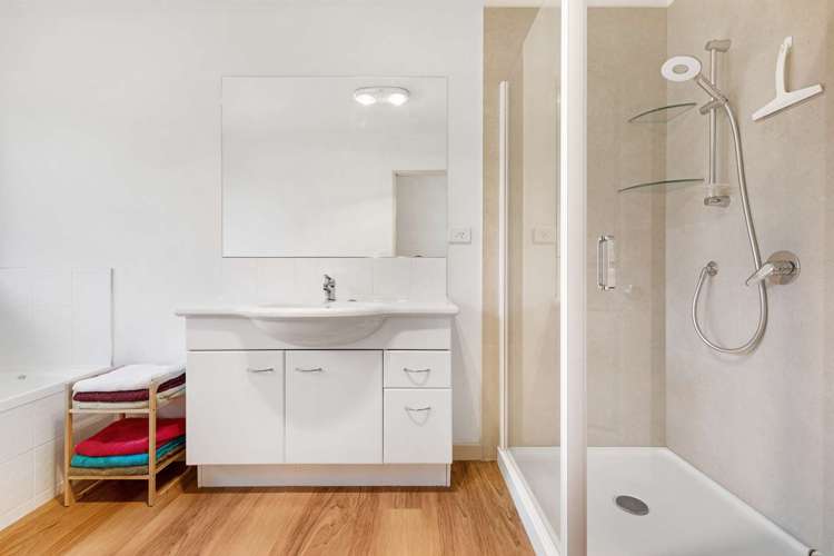 9 Devoy Drive Owhata_19