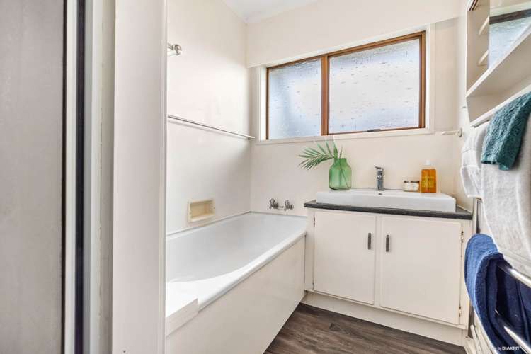 2/50 Luton Avenue Sunnyhills_8