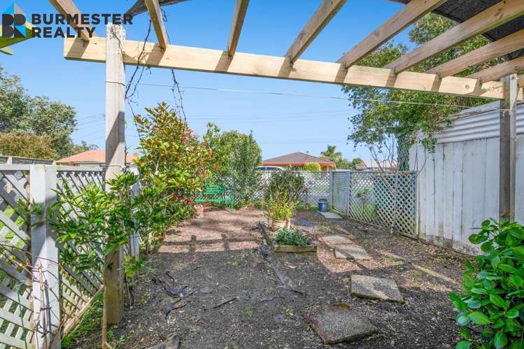 29k Springs Road Parakai_13