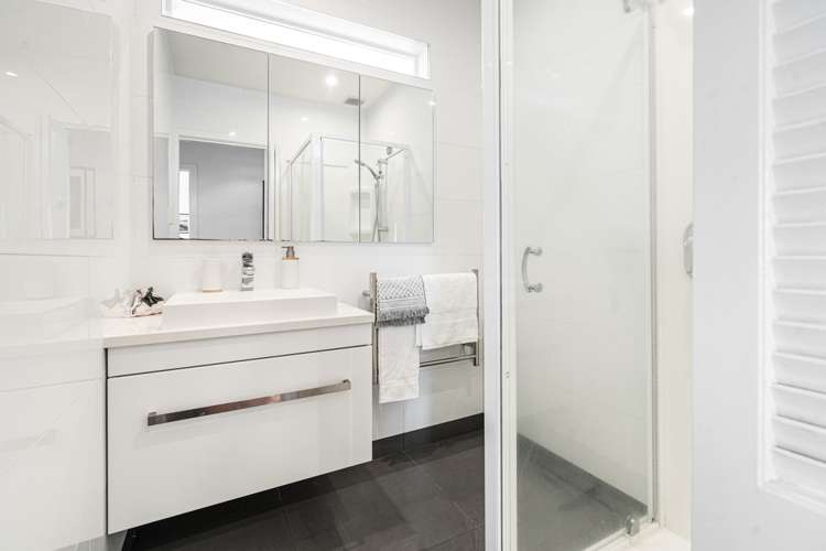 1/32 Norman Road Hauraki_13