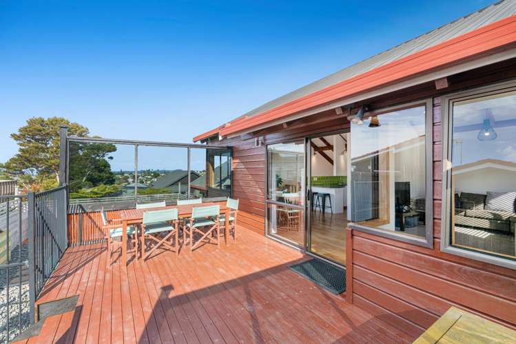 1/117 Sunset Road Totara Vale_8