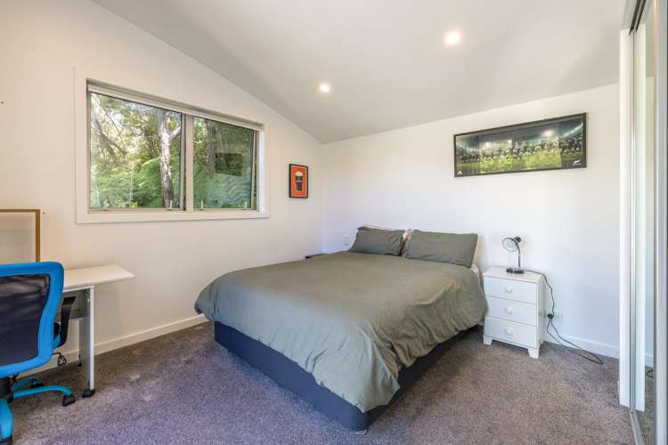 18 Victoria Road North Onetangi_21