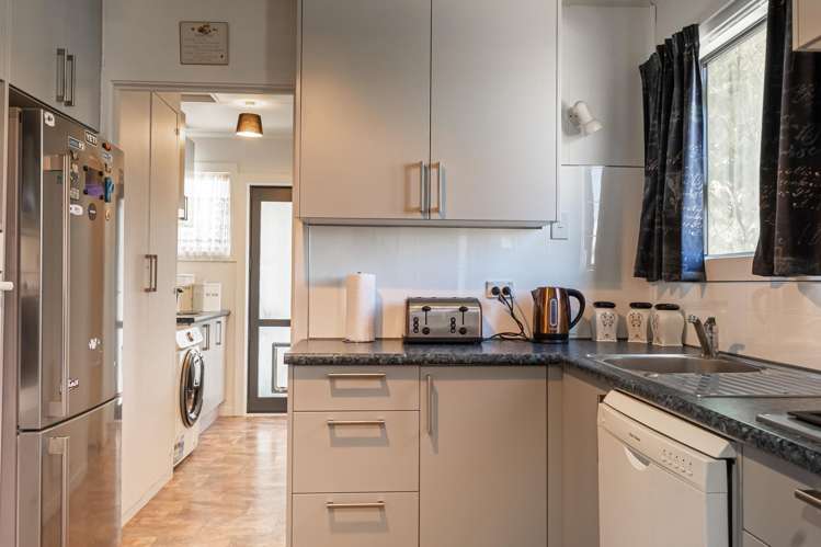 9 Preston Place Twizel_7