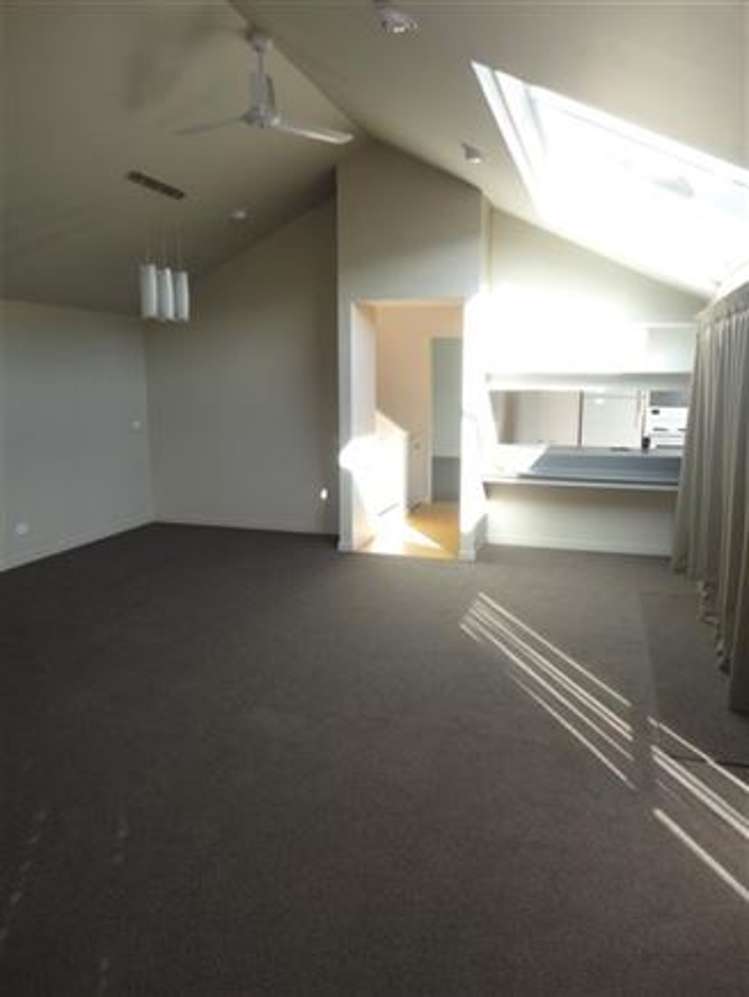 598 Peninsula Road Kelvin Heights_5