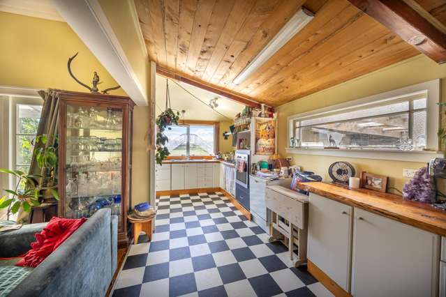 290 Notorious West Road Mahuta_1