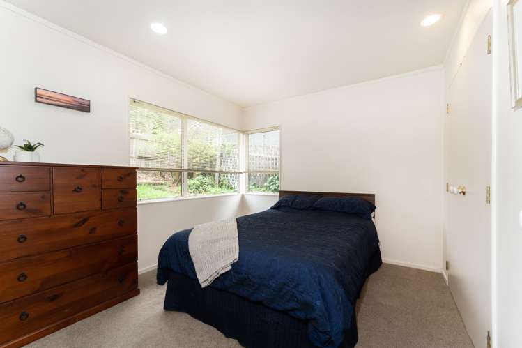 2/24 Philson Terrace Browns Bay_19