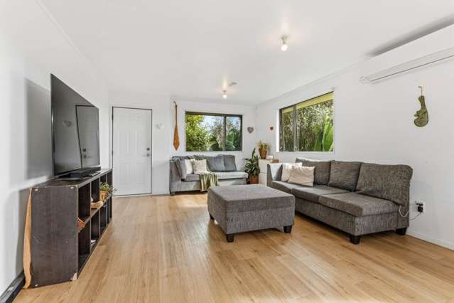 5 Xena Way Henderson_1