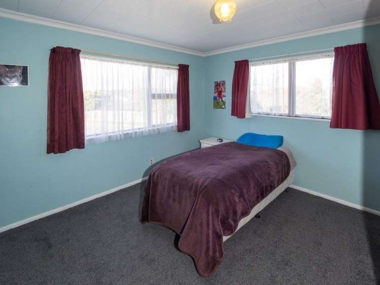 34 Alford Forest Road Allenton_10