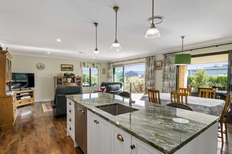 10 Gladys Place Levin_5