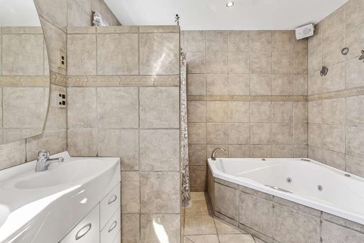 Lot 2, 117 Riverbank Road Wanaka_11