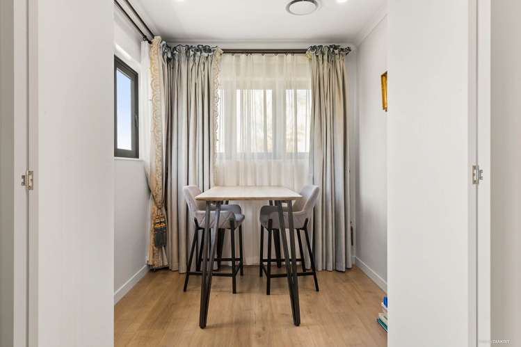 36A Kingsclere Place Goodwood Heights_6