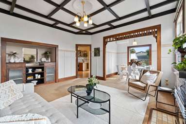 273 Meola Road_1