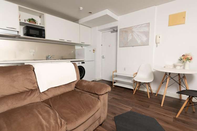 707/37 Symonds Street 10015_2