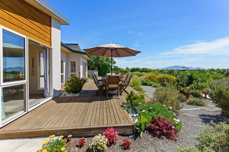 52 Harakeke Road Te Horo Kapiti Coast Houses for Sale One Roof