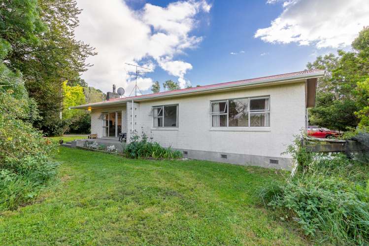 8 Boundary Road Featherston_21