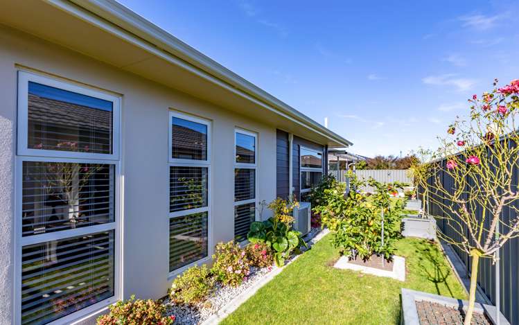 19 Drake Crescent Awatoto_22