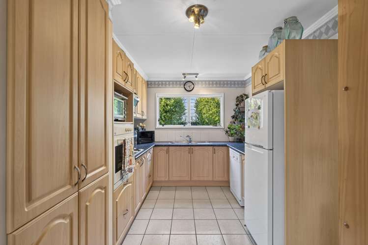 14 Wesley Avenue Frankleigh Park_16