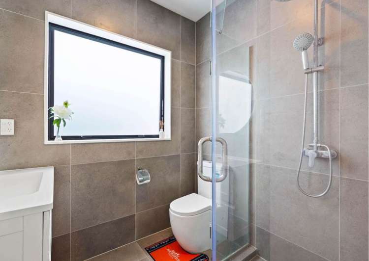 12 Korowhiti Road Clarks Beach_12