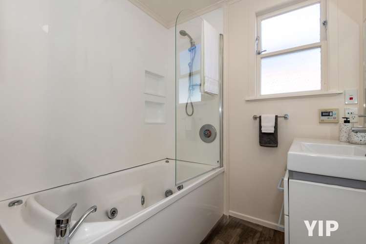 19 Black Rock Road Newlands_11