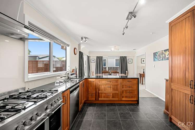 71 Holdsworth Avenue_1