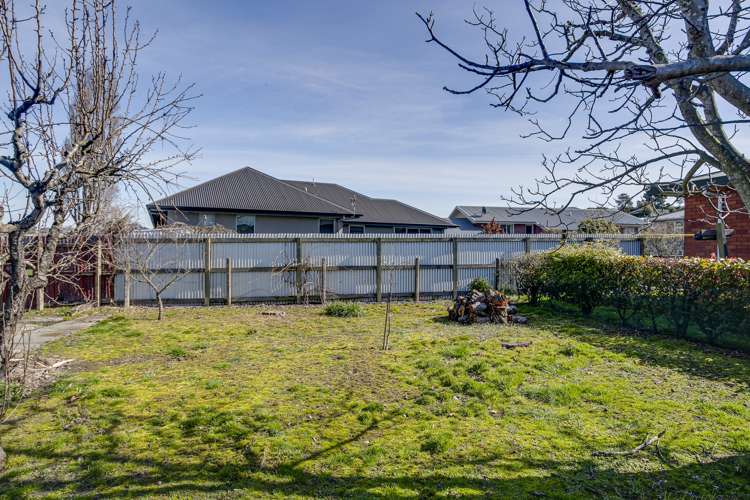 17 Norwood Street Waimataitai_21