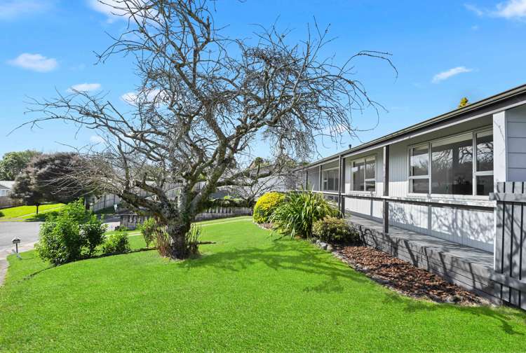 12 Edith Place Dinsdale_18