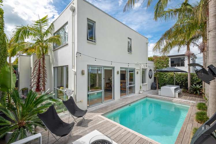 15 Waitemata Road Hauraki_26