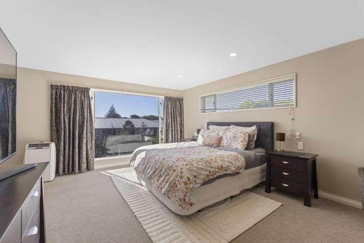 175 Rocking Horse Road Southshore_12