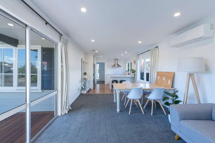 2/12 Bodmin Street Marybank_13