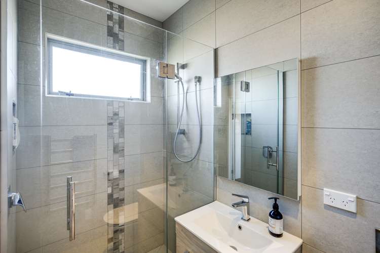 9 Upham Crescent Taradale_19