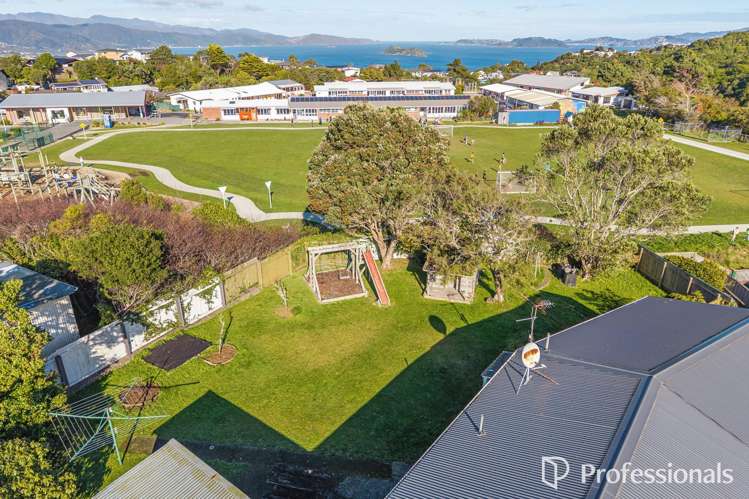 5 Holly Grove Maungaraki_20