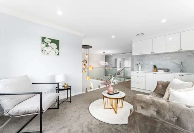 3 Crows Road Swanson_3