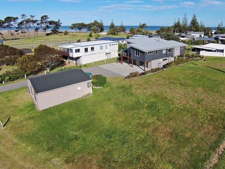 5 Pinedale Crescent Riversdale Beach_5