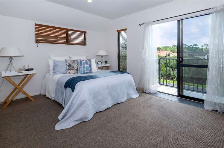 2/27 Kellaway Drive East Tamaki_6