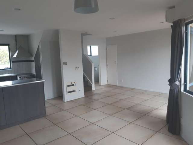 4/16 Rhodes Street Merivale_2