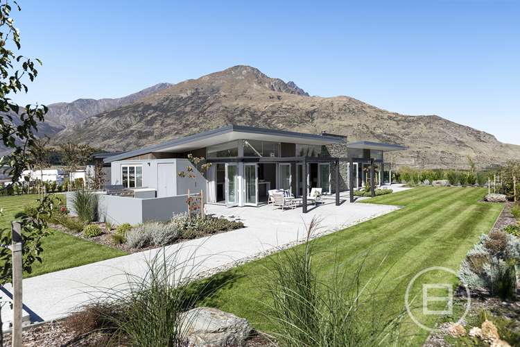 8 Kahiwi Drive Lower Shotover_5
