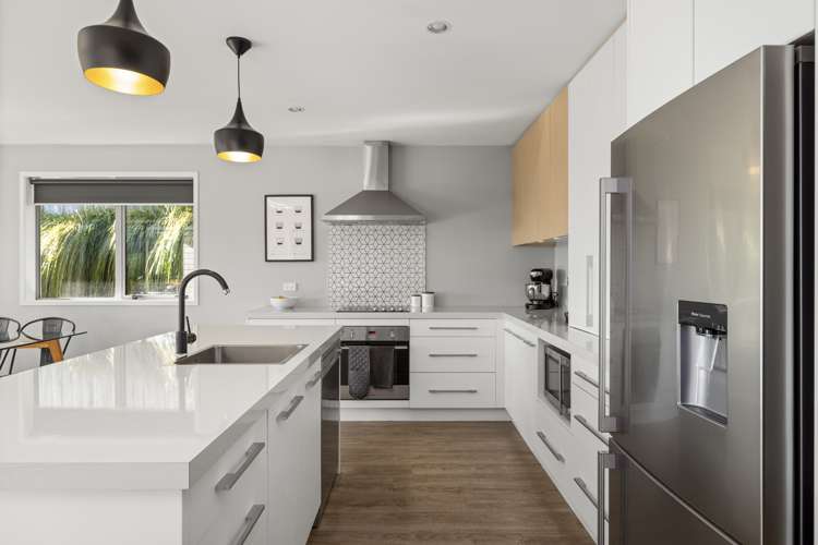 73 Falcon Drive Welcome Bay_5