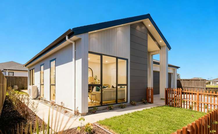 65 Tukutata Crescent Milldale_13